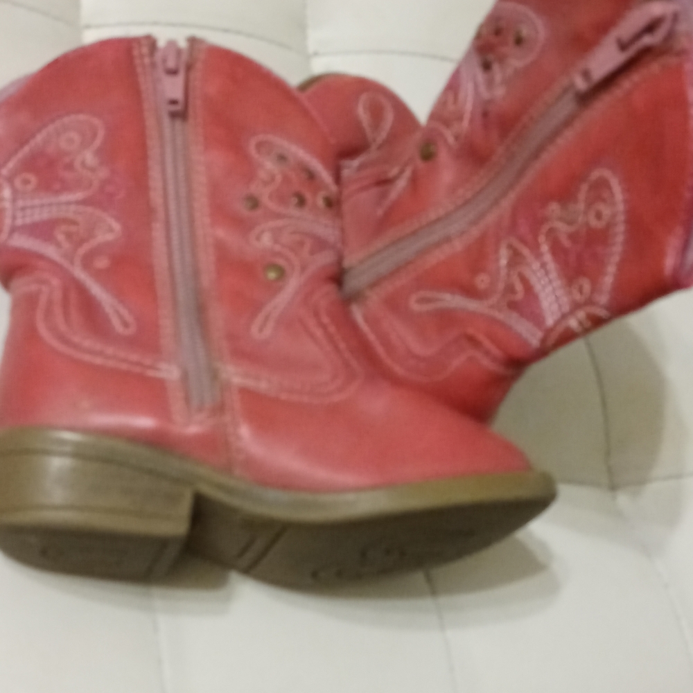 Cherokee Boots, Zippered, Stitched Design